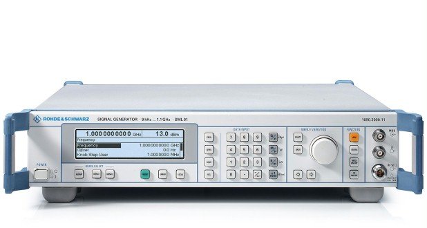 Rohde & Schwarz SML01 Signal Generator