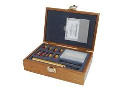 Agilent / Keysight 85052D Economy Mechanical Calibration Kit, DC to 26.5 GHz, 3.5 mm