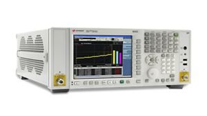 Agilent / Keysight 8542E EMI Receiver, 9 kHz to 2.9 GHz