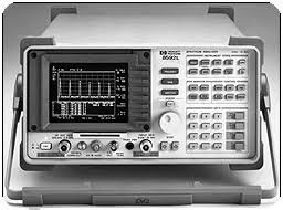 Agilent / Keysight 8592L Portable Spectrum Analyzer, 9kHz to 22/26.5GHz