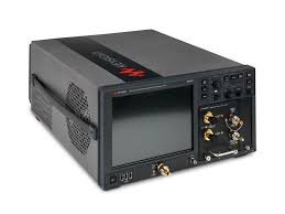 Agilent / Keysight N1000A DCA-X Wide-Bandwidth Oscilloscope Mainframe