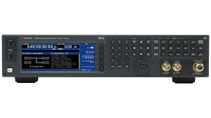 Agilent / Keysight N5182B MXG X-Series RF Vector Signal Generator, 9 kHz to 6 GHz