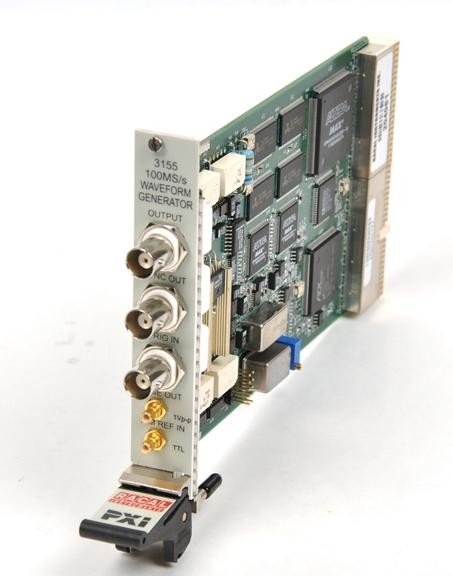 Astronics / EADS / Racal 3155 100 MS/s PXI Arbitrary Waveform Generator