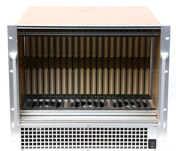 Elma 21-Slot VME64 Monolithic Chassis