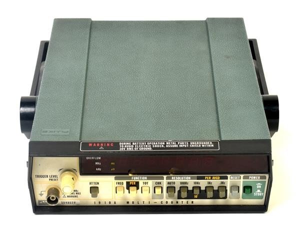 Fluke 1910A Multifunction Counter