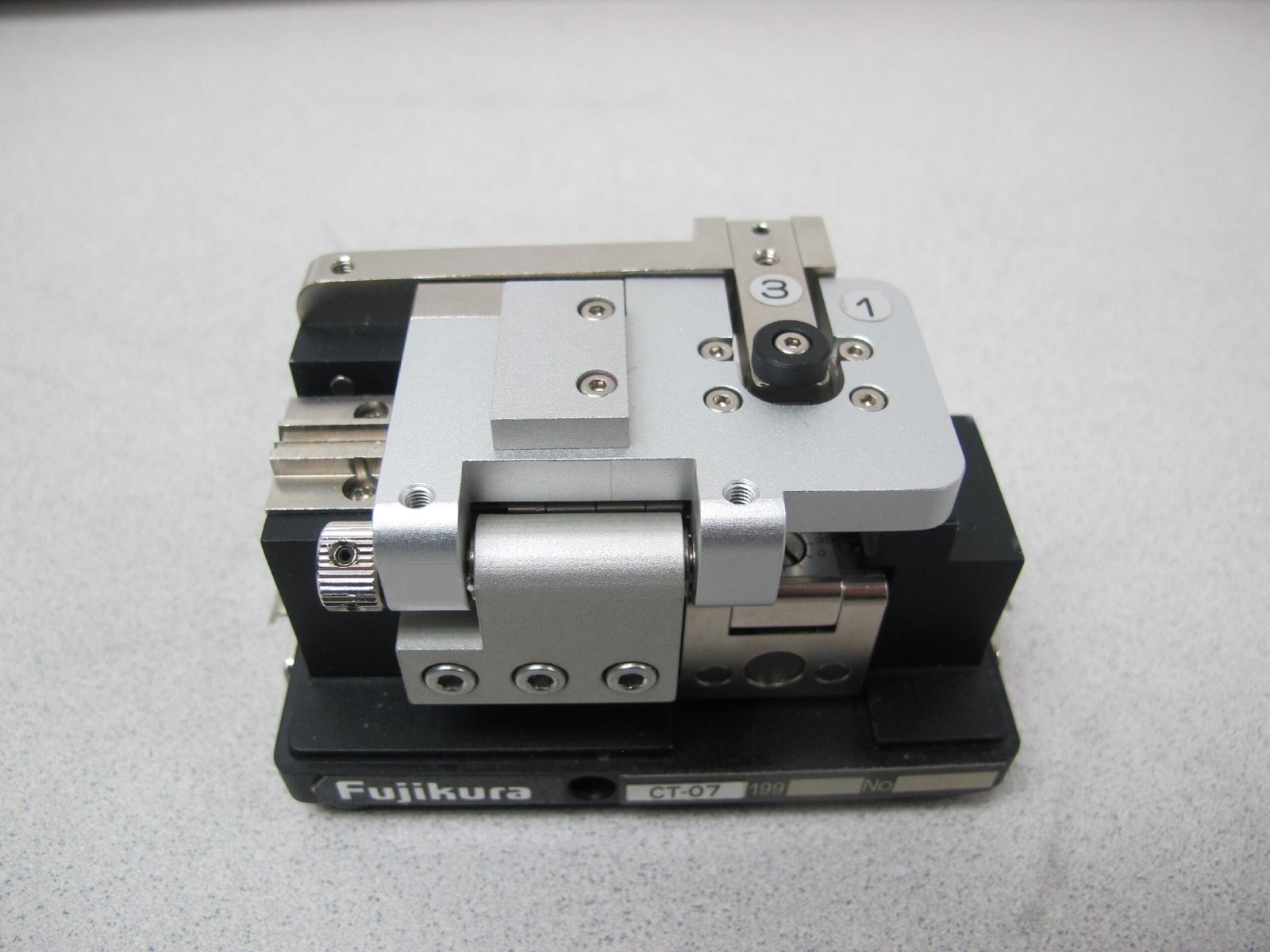 Fujikura CT-07BS High Precision Fiber Optic Cleaver