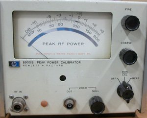 HP 8900B Peak Power Meter