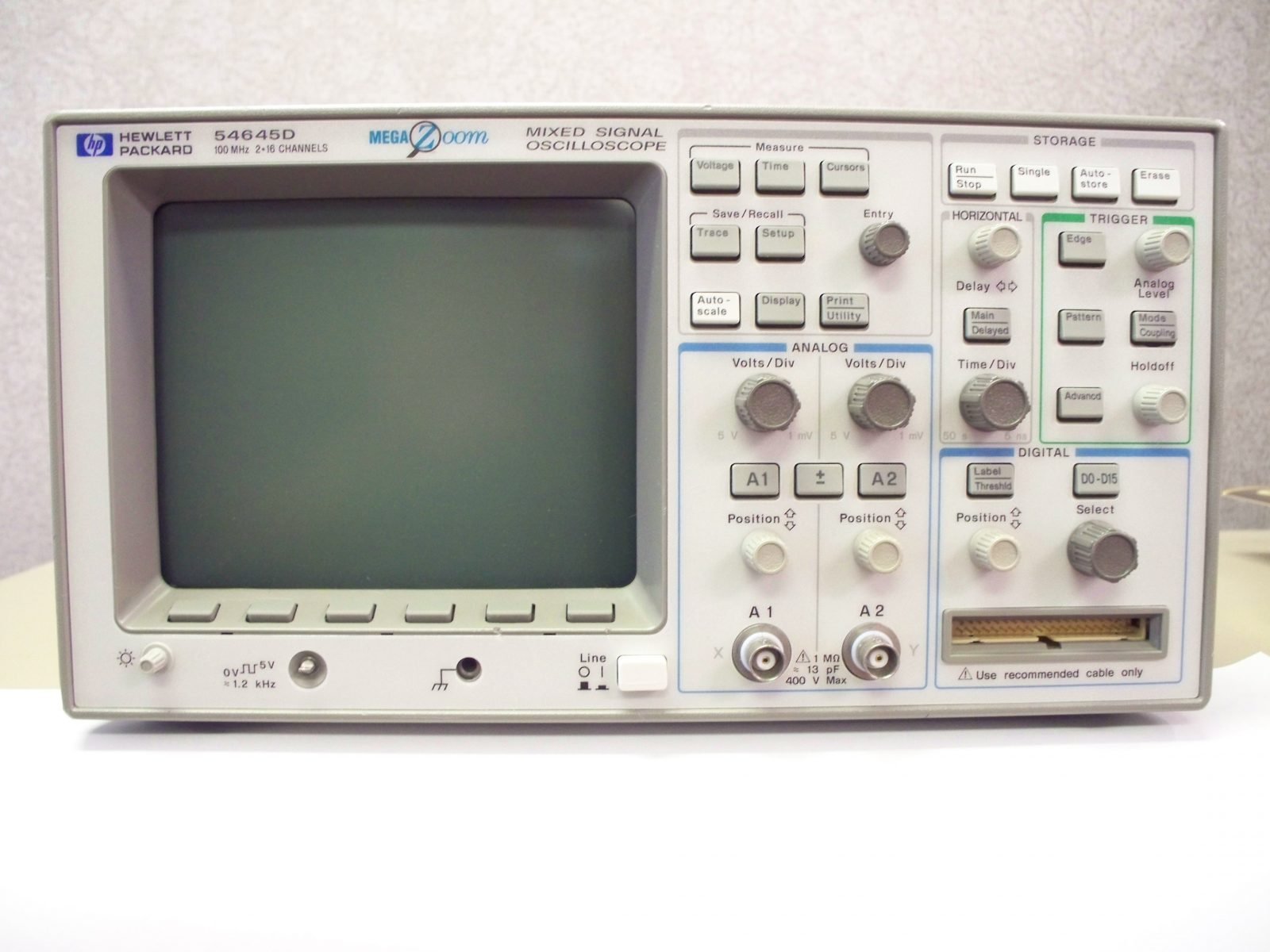 HP / Agilent 54645D 100-MHz 200-MSa/s Mixed Signal Oscilloscope