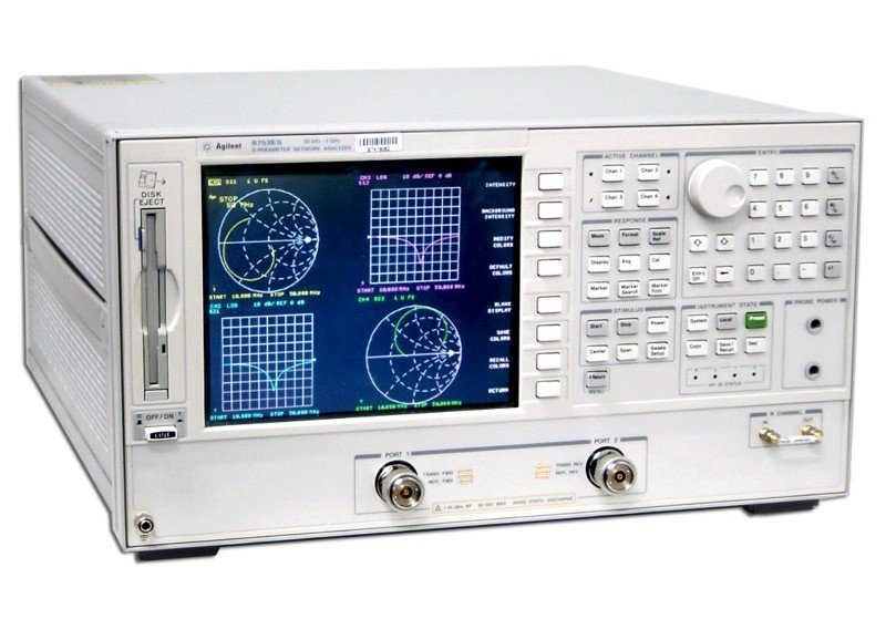 HP / Agilent 8753ES 6GHz S-parameter Network Analyzer