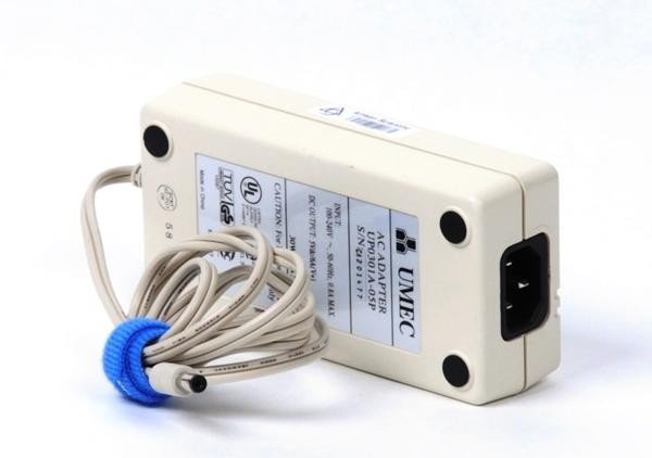 ICE Technology / Nohau UMEC UP0301A-05P AC Adapter