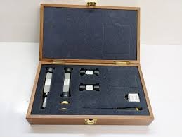 Keysight (Agilent) Q11644A Mechanical Calibration Kit, 33 to 50 GHz