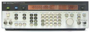 Keysight / Agilent / HP 8642A Synthesized Signal Generator