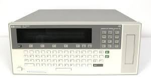 Keysight / Agilent / HP E1301B B-size VXI Mainframe, 9-Slot w/ E1326A/E1326B Installed