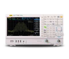 Rigol RSA3015E-TG – Real-Time Spectrum Analyzer with Tracking Generator