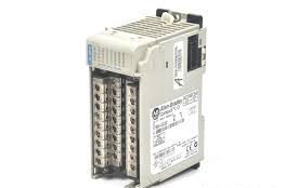 Rockwell / Allen-Bradley 1769-IQ32 CompactLogix 24V DC 32-Point Sink/Source Input Module
