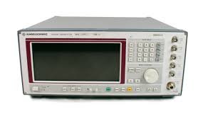 Rohde & Schwarz SME06 5KHz to 6GHz Signal Generator