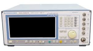 Rohde & Schwarz SMIQ03A 300MHz to 3.3GHz Vector Signal Generator