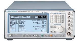 Rohde & Schwarz SMP04 2-40GHz Microwave Signal Generator