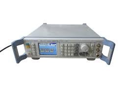 Rohde and Schwarz SMB100N RF Signal Generator 9KHz-1.1GHz